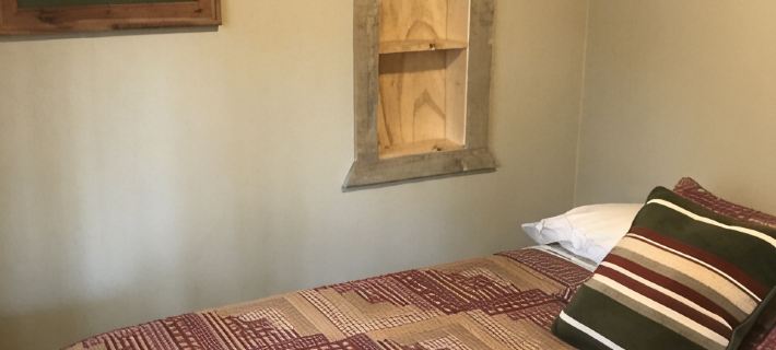 Secluded cabin in a Pine forest, just minutes away from Crystal Mountain Hotels in Manistee County