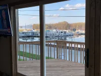 Charming House with Amazing Views! Next to Marina and Tiki Bar - WiFi