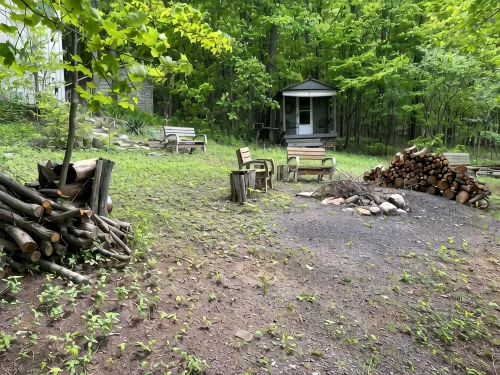 Waterfront retreat on 7 private wooded acres with beautiful sunset views. - 4-Star