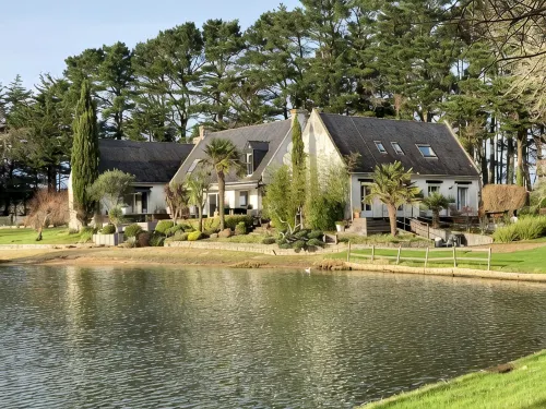 Beautiful outbuilding on property, seafront and golf course - 무료 와이파이