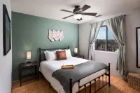 AZ Wine Country Retreat - Desert Views + Hot Tub! - Boutique