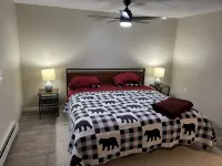 pine creek lodge with pine creek views  secluded on 5 acres - 3-Star