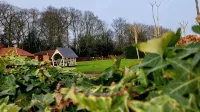 Church Farm Guest House - Parking