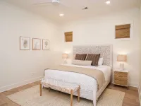 Casa Blanca - 1 Mile to the Square! Screened Porch - 4-Star