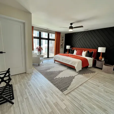Rooftop Patio / 3 Mins to Downtown / Stylish House