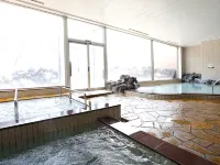 Yuyado Kuttari Onsen Lake Inn - balneario
