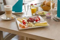 Hotel Seelust - breakfast
