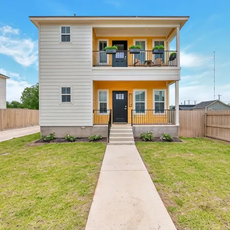 Brand New & Just 6 mins from Baylor/Magnolia/Downtown Waco!