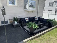 West Roxbury Retreat–Near Downtown Boston, Steps to Train & Bus,Member Only Deal - บังกะโล