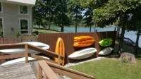 Peaceful Lake House Cabin 1, Kayaks Provided Free, Direct Water Access! - 3-Star