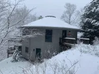 The Big Round Cabin - Blowing Rock, Hot tub, Secluded acreage, fabulous views - Feriehus