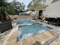 Beach Paradise. Heated Private Pool and Spa. Close to the Beach! - สระว่ายน้ำส่วนตัว