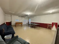 Family-friendly Home with large backyard and game room - WiFi