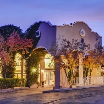 Forest Villas Hotel Hotels near Watson Lake