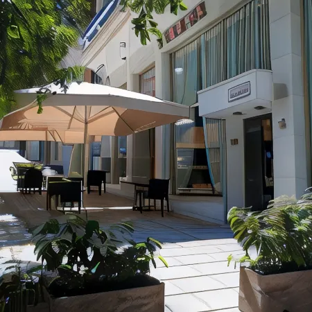 Glaros Hotel
