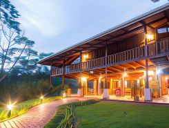 Finca Luna Nueva Lodge