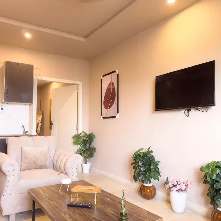 Classic & Cozy | 1BHK | Next To Food Street