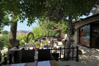 Leda Beach Hotel - 2-Star