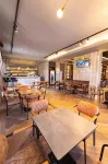 New Donantelo Hotel - bars