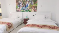 Yuanxuan Hotel (Zhenxiong High-speed Railway Station)