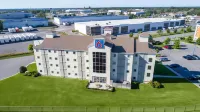 Motel 6 Kingston, on