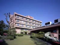 Beppu Housensou Hotels near COSMOS
