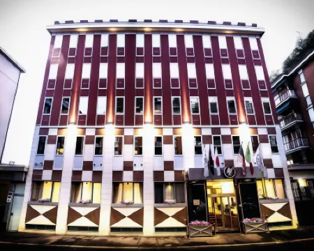 โรงแรมอากาเป โรงแรมใกล้Cimiano