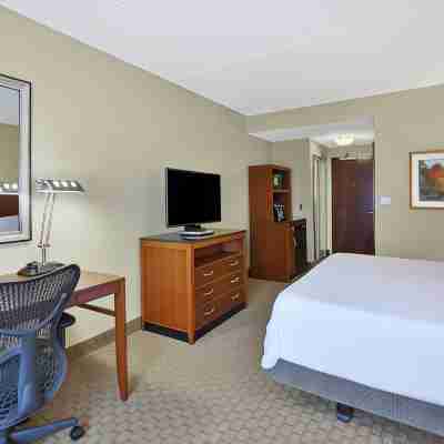 Hilton Garden Inn Clarksburg Bridgeport Rooms