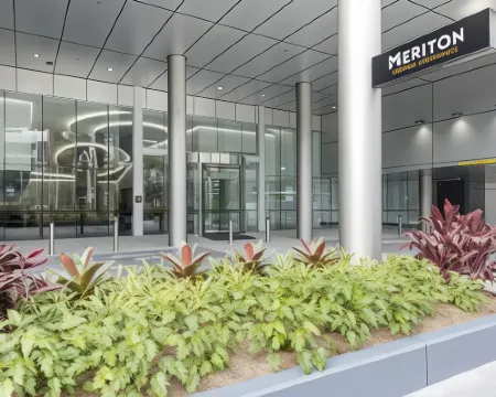 Meriton Suites Southport Public Areas Photos