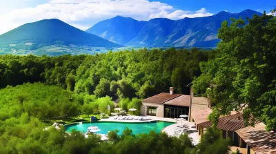 Aquapetra Resort & Spa Hotel dekat Convento Di Morcone Frati Cappuccini