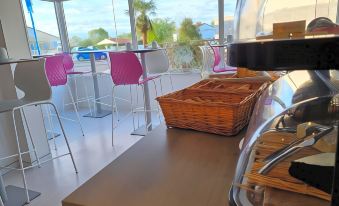 Cit'Hotel les Atlantes - Housity
