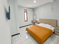 Ultima Syariah Cipanas Garut Mitra RedDoorz Hotell i Cimanganten