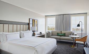 Mills House Charleston, Curio Collection by Hilton