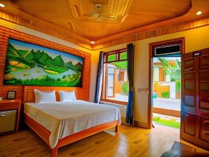 Phong Nha Hillside View Bungalow