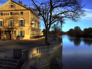 Bedford Swan Hotel