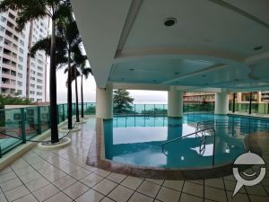 Condo with Balcony and Bay View, Malate,Manila