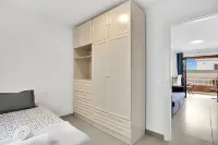 Beautiful Apartment El Unicornio de Paula Hotels near Basilica of Our Lady of Candelaria