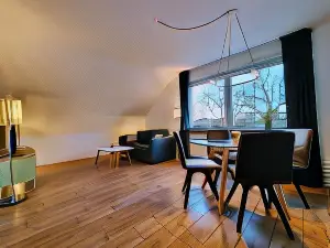 Have-a-Nice-Stay - U-Bahn Nach Hamburg 150m- Bäcker & Restaurants 200m - Lidl 800m - Zentrum 1,5km