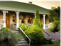 Shamrock Arms Guest Lodge