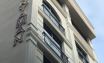 데리야만 호텔 트래본 썸네일