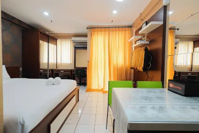 Pool View Studio at Kebagusan City Apartment Hotel dekat Green Terrace TMII