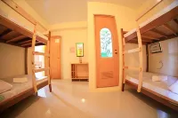 Baletin Hometel Hotels in Basco
