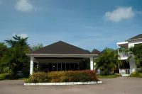Negril Palms Hotels in Негрил