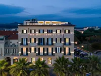 Hotel Plaza e de Russie - Relais & Châteaux Ξενοδοχεία στην πόλη Torre del Lago Puccini