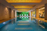 Nelia Beach Hotel & Spa