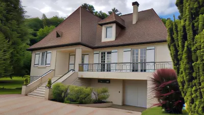 Maison Blanche Các khách sạn ở Saint-Laurent-sur-Manoire