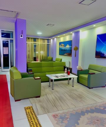 2. 그란드 아가 호..