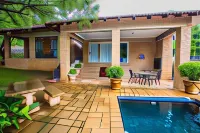 @Home Guest House - Swimmingpools