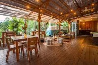 Socialtel Red Frog - Formerly Selina Red Frog Hotels in Bastimentos Island