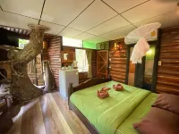 Khao Sok Tree House Resort - Boutique